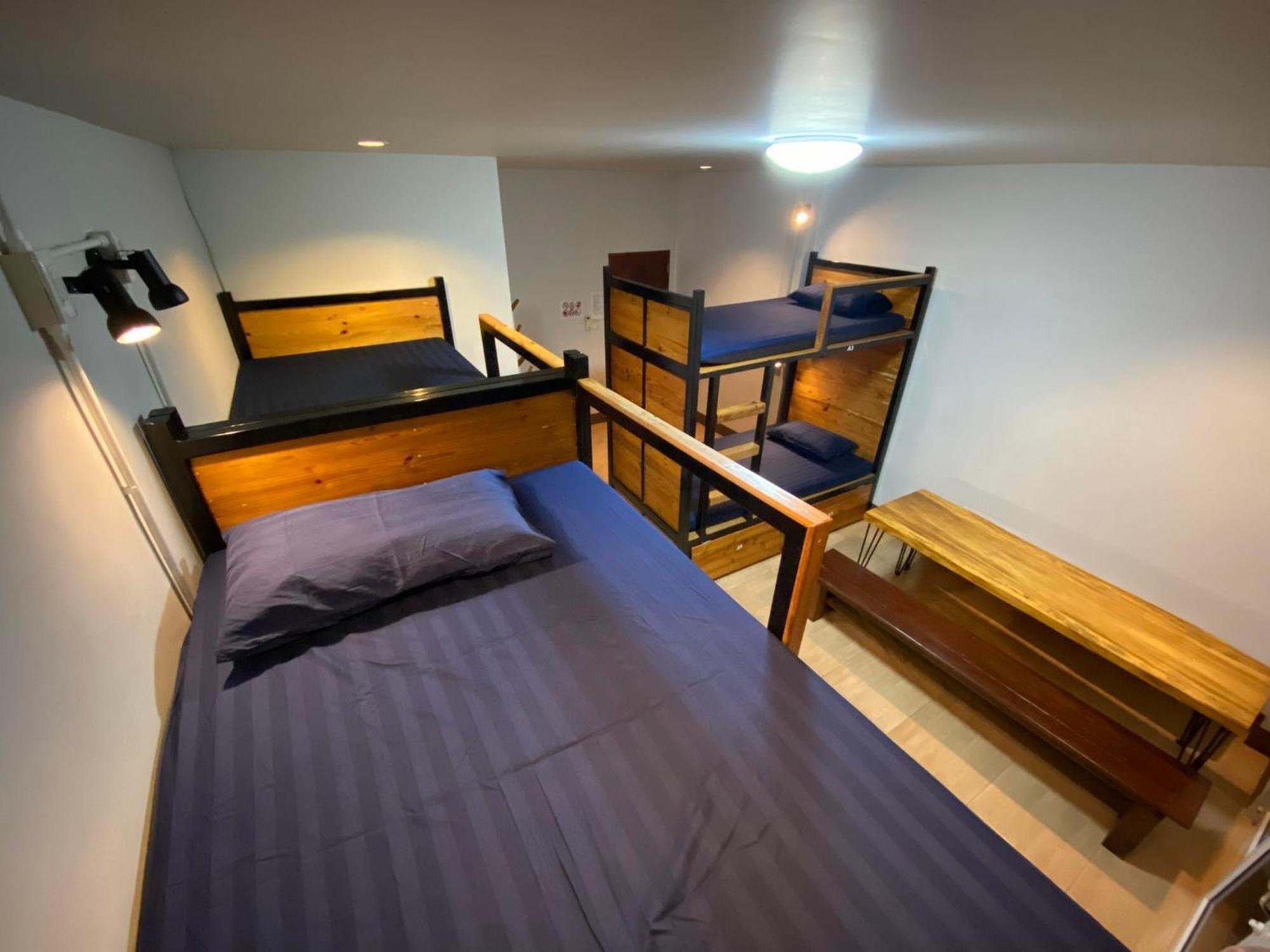 Eq Hostel Тонгсала Екстериор снимка
